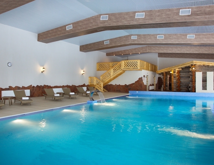 Крытый бассейн - Отель Country Resort / Кантри Резорт