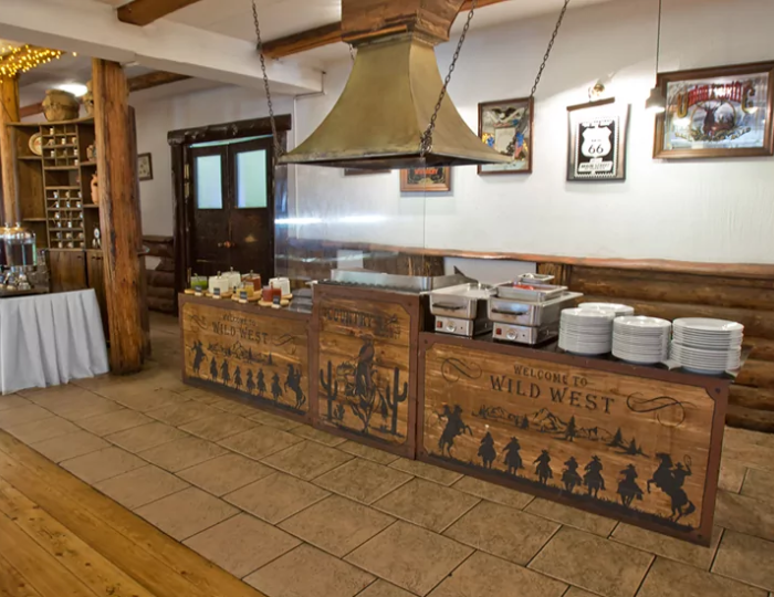Ресторан «Дикий Дикий Запад» - Отель Country Resort / Кантри Резорт